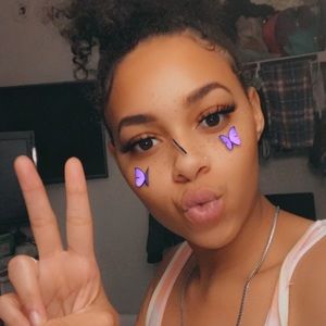 Meet your Posher, Nicky